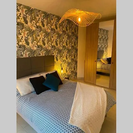 Apartament Deux Pieces Moderne Et Chaleureux Saint-Laurent-du-Var